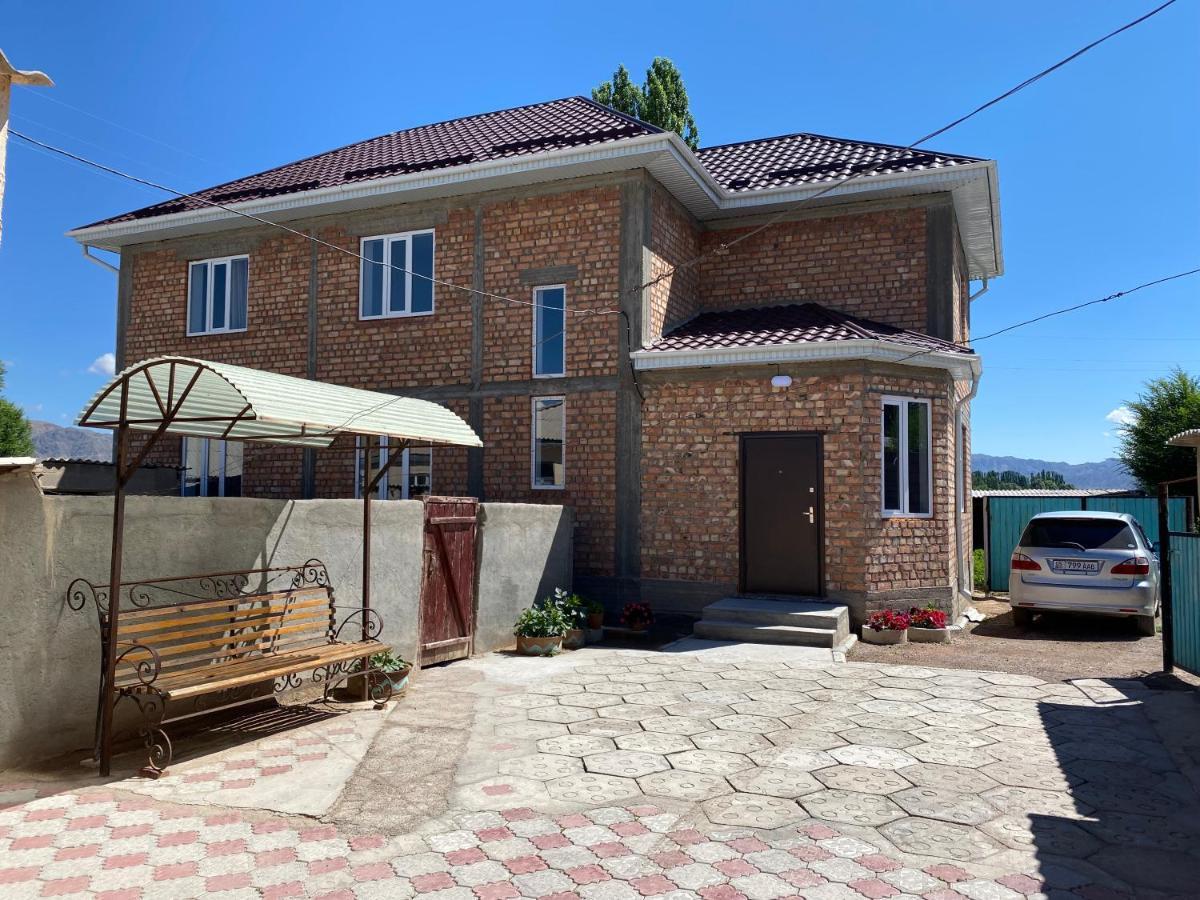 Guest House Baytur Kochkor Exterior foto