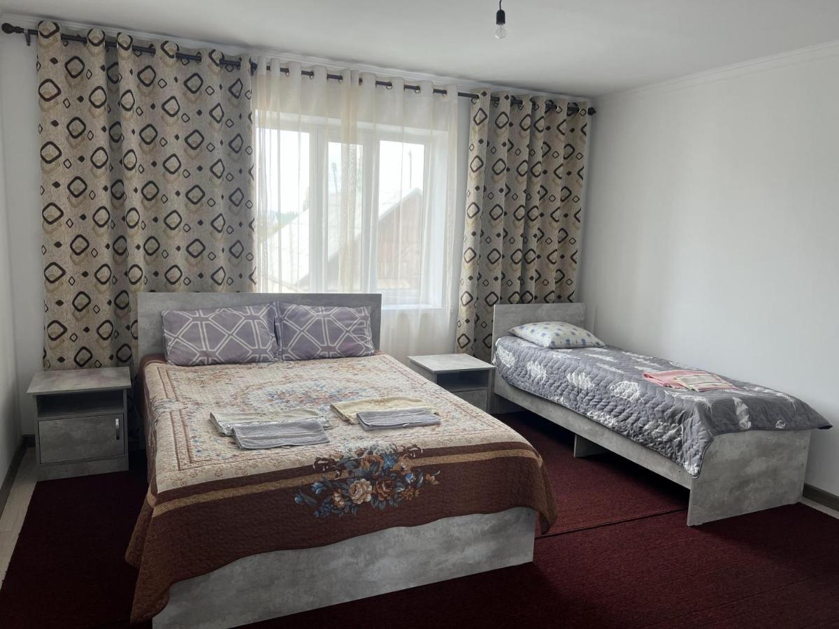 Guest House Baytur Kochkor Exterior foto